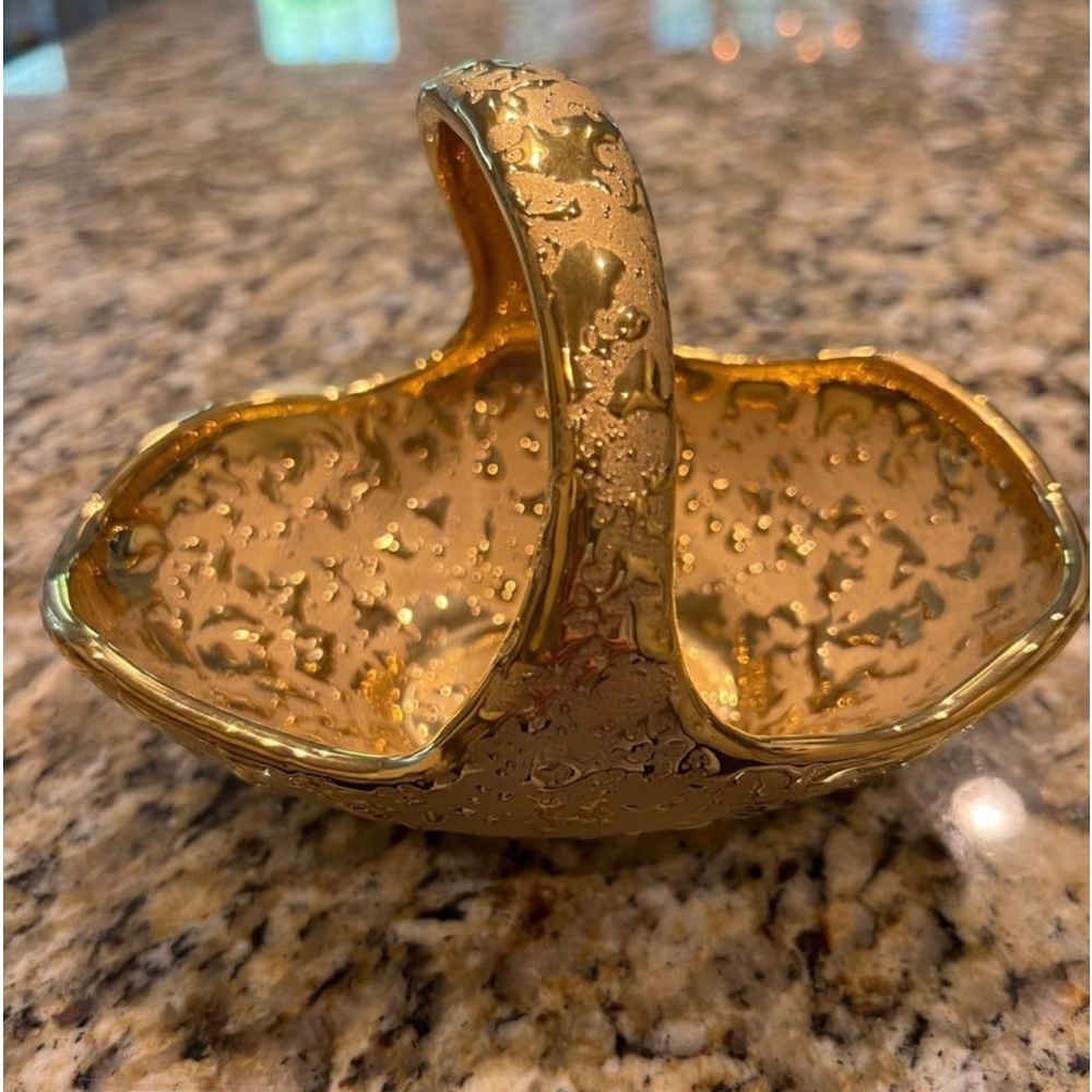 Bel-Terr China 22kt Weeping Gold Basket Trinket Dish with dainty…